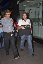snapped at the airport in Mumbai on 4th Jan 2012 (11).jpg